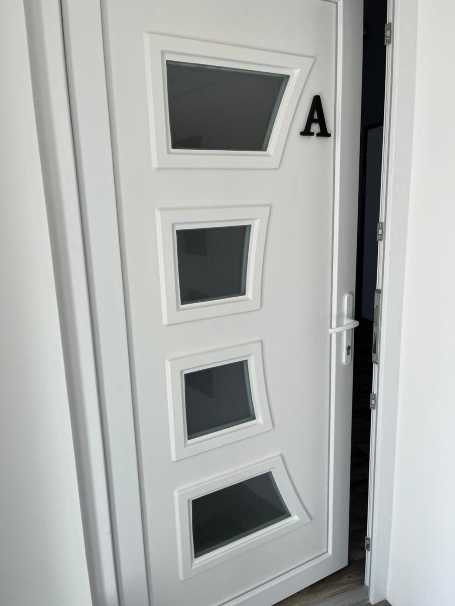 Centr00M Apartman Dunafoldvar Bilik gambar